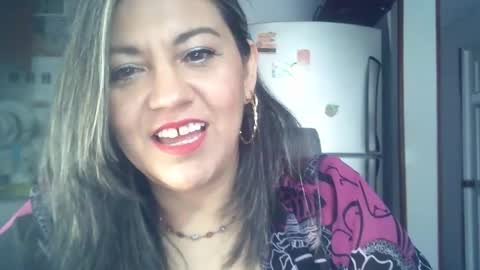 Snapshot of xxantonellaxxx chatting on 09-25-25, 04:11 antonella online show from 09-25-25, 04:11