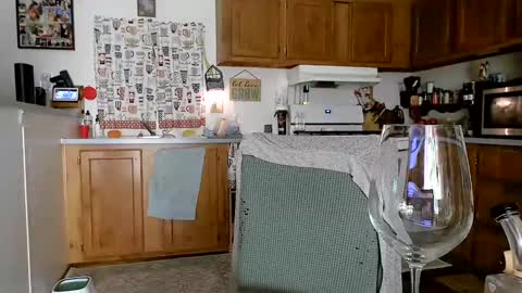 Snapshot of xxdana chatting on 12-15-24, 12:07 Deezy online show from 12-15-24, 12:07