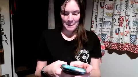Snapshot of xxdana chatting on 01-19-25, 07:57 Deezy online show from 01-19-25, 07:57