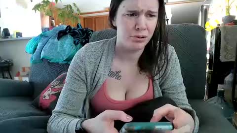 Snapshot of xxdana chatting on 02-18-25, 05:21 Deezy online show from 02-18-25, 05:21