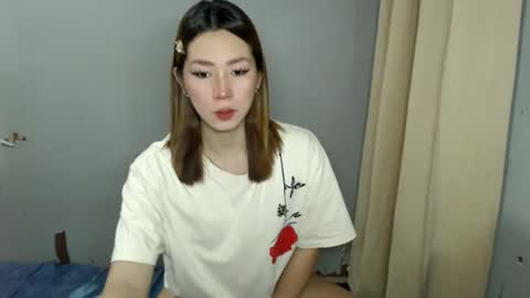 Snapshot of xxinnocentbellaxx chatting on 02-12-26, 02:28 Dyanna Zulla online show from 02-12-26, 02:28