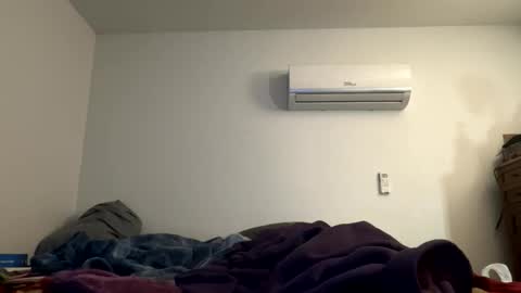 Snapshot of xxjasoneecxx chatting on 01-08-26, 08:49 XxJasoneecxX online show from 01-08-26, 08:49