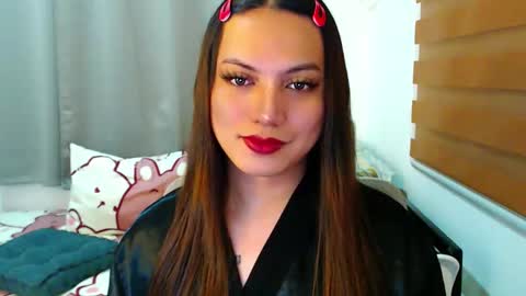 Snapshot of xxjulielovesyouxx chatting on 02-03-26, 10:20 July online show from 02-03-26, 10:20