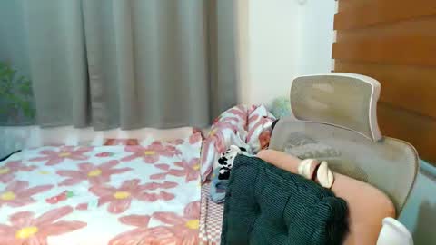 Snapshot of xxjulielovesyouxx chatting on 02-09-26, 03:16 July online show from 02-09-26, 03:16