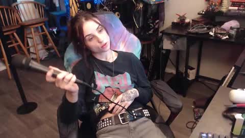 Lilith online show from 10-22-25, 02:45