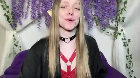 Snapshot of xxloveanastasia chatting on 02-17-26, 09:54 LoveAnastasia online show from 02-17-26, 09:54