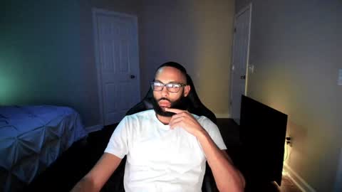 Snapshot of xxlrollingpapers chatting on 09-17-25, 12:12 xxlrollingpapers online show from 09-17-25, 12:12