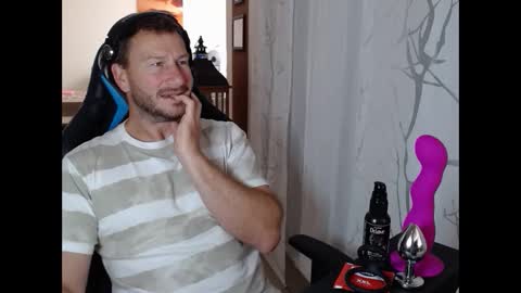 Snapshot of xxmettexx chatting on 09-13-25, 07:41 xxmettexx online show from 09-13-25, 07:41