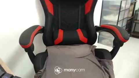  Kaycee  online show from 09-18-25, 01:40