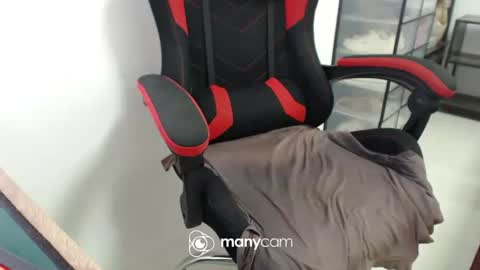  Kaycee  online show from 11-16-25, 01:00