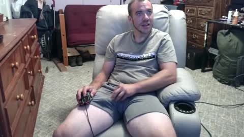 Snapshot of xxscubastevexxx chatting on 09-24-25, 02:48 xxScubaStevexx online show from 09-24-25, 02:48