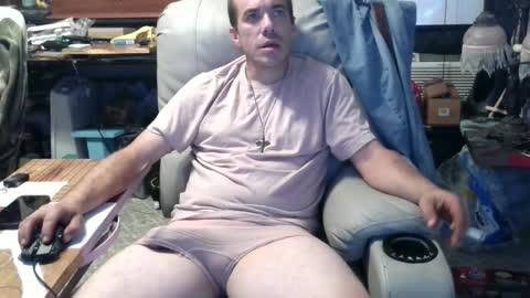 Snapshot of xxscubastevexxx chatting on 10-15-25, 03:50 xxScubaStevexx online show from 10-15-25, 03:50