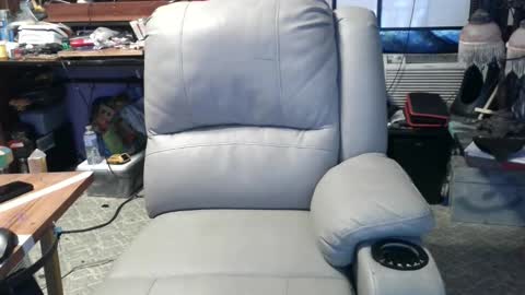 Snapshot of xxscubastevexxx chatting on 10-17-25, 01:14 xxScubaStevexx online show from 10-17-25, 01:14