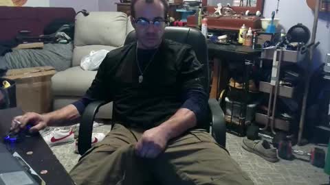Snapshot of xxscubastevexxx chatting on 11-02-25, 04:20 xxScubaStevexx online show from 11-02-25, 04:20