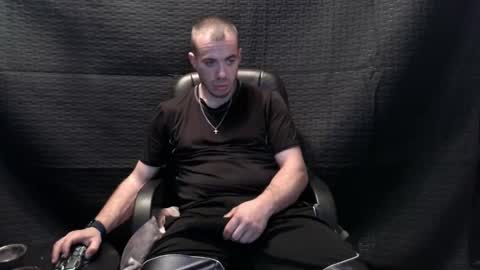 Snapshot of xxscubastevexxx chatting on 11-18-25, 09:58 xxScubaStevexx online show from 11-18-25, 09:58