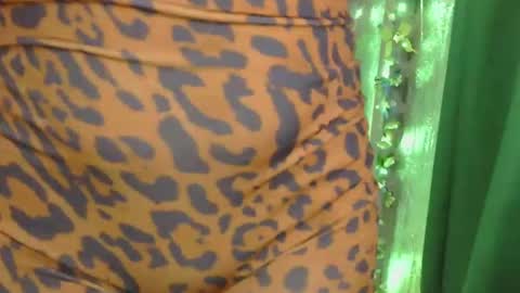 Snapshot of xxsexyass chatting on 12-13-24, 09:41 Kelsey online show from 12-13-24, 09:41