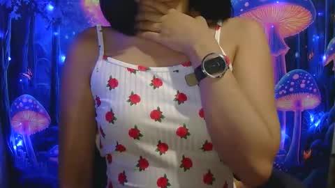 Snapshot of xxsexyass chatting on 01-08-26, 08:00 Kelsey online show from 01-08-26, 08:00