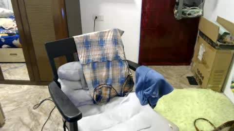 Snapshot of xxsexypinayxx chatting on 06-29-26, 05:35 xxsexypinayxx online show from 06-29-26, 05:35