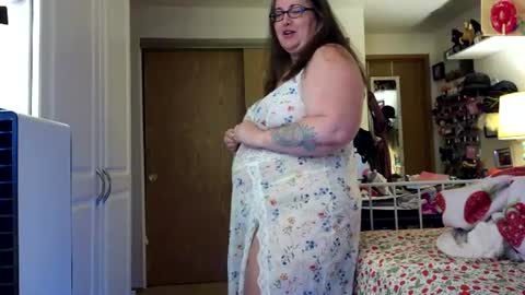 Strawberry Jane online show from 06-09-26, 04:35