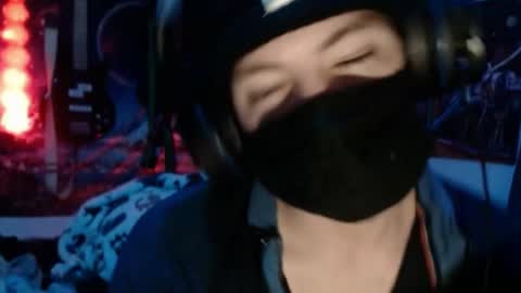 David Fox online show from 03-28-26, 04:01