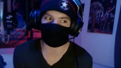 David Fox online show from 04-14-26, 04:07