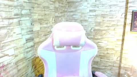 Snapshot of xxx_cindyfox_xxx chatting on 06-29-26, 02:29 Foxy online show from 06-29-26, 02:29