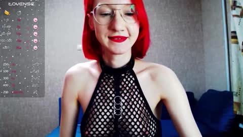 Snapshot of xxx_goddes_xxx chatting on 01-12-25, 10:12 Andariel online show from 01-12-25, 10:12