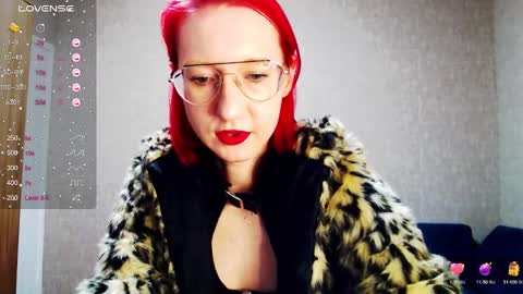 Snapshot of xxx_goddes_xxx chatting on 01-26-25, 04:20 Andariel online show from 01-26-25, 04:20