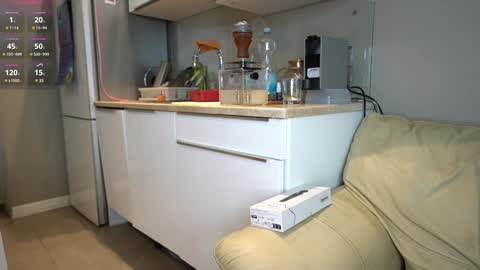     online show from 02-03-25, 07:42