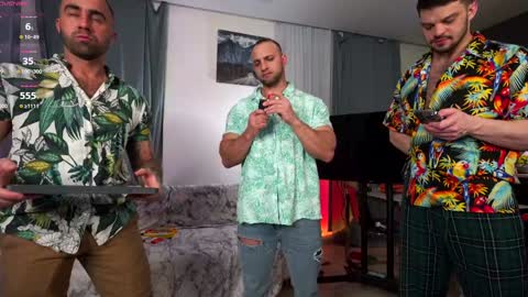 Snapshot of xxx_jane_xxx chatting on 01-05-26, 06:22 online show from 01-05-26, 06:22