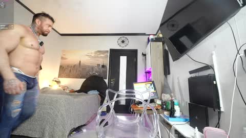     online show from 02-21-26, 01:45