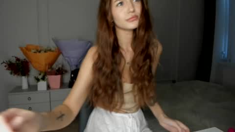 Snapshot of xxx_leila chatting on 02-24-26, 10:02 xxx_leila online show from 02-24-26, 10:02