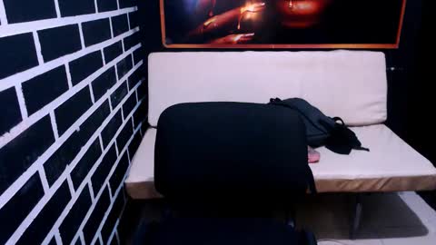 Chiara online show from 02-28-25, 08:53