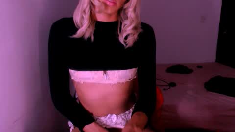 Chiara online show from 11-27-25, 03:52