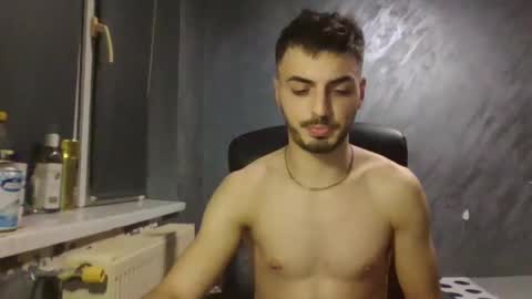 xxxdonpuiuuxxx online show from 01-15-25, 06:40