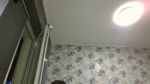 xxxdonpuiuuxxx online show from 03-01-25, 06:21