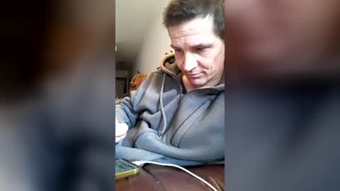 Snapshot of xxxfredmtlxxx chatting on 06-20-26, 09:17 xxfredmtl18xx online show from 06-20-26, 09:17