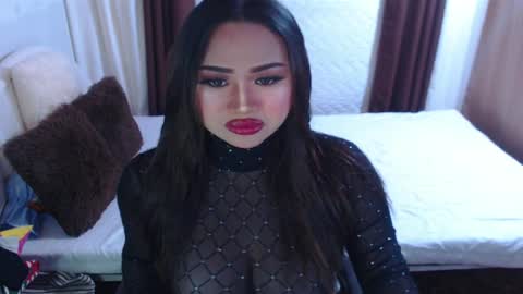 OLIVIA online show from 07-01-26, 01:24