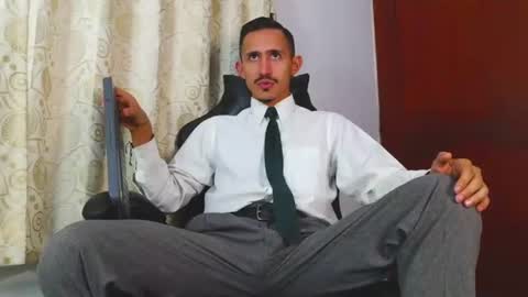 Snapshot of xxxhome_alonexxx chatting on 07-08-26, 07:40 Kev online show from 07-08-26, 07:40