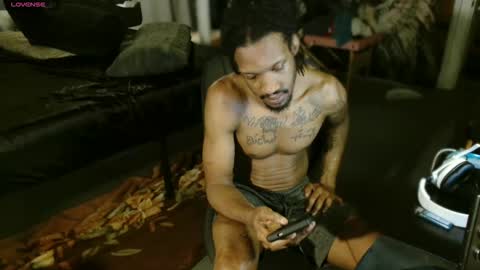 Snapshot of xxxjrstrokesxxx chatting on 10-30-25, 12:12 xxxjrstrokesxxx online show from 10-30-25, 12:12