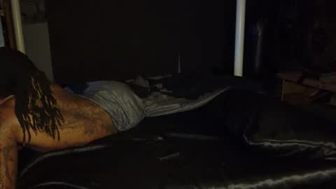 Snapshot of xxxjrstrokesxxx chatting on 11-10-25, 11:48 xxxjrstrokesxxx online show from 11-10-25, 11:48