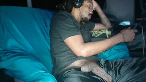 xxxjrstrokesxxx online show from 07-22-26, 01:08