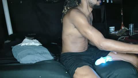xxxjrstrokesxxx online show from 08-05-26, 05:21