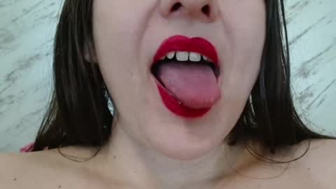 Snapshot of xxxlola_ chatting on 02-27-25, 09:00 Lola online show from 02-27-25, 09:00