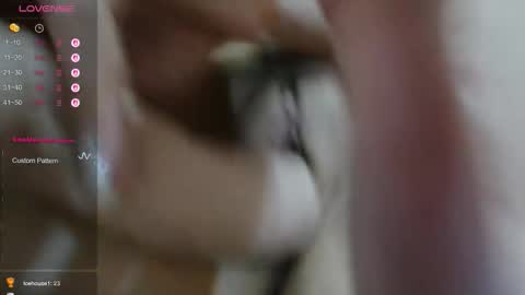 Snapshot of xxxlola_ chatting on 10-25-25, 07:52 Lola online show from 10-25-25, 07:52