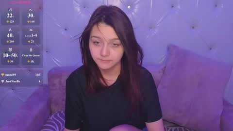 Snapshot of xxxnaughtyfoxxx chatting on 04-30-26, 08:57 foxy online show from 04-30-26, 08:57
