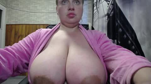 Snapshot of xxxnewlywedsxxx chatting on 04-24-26, 04:53 Lana online show from 04-24-26, 04:53
