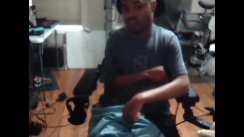 xxxonwheelz online show from 10-02-25, 09:22