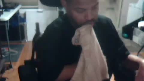 xxxonwheelz online show from 12-21-25, 12:29