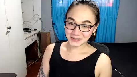 Snapshot of xxxsexydollxxx chatting on 07-14-26, 02:16 Melissa online show from 07-14-26, 02:16